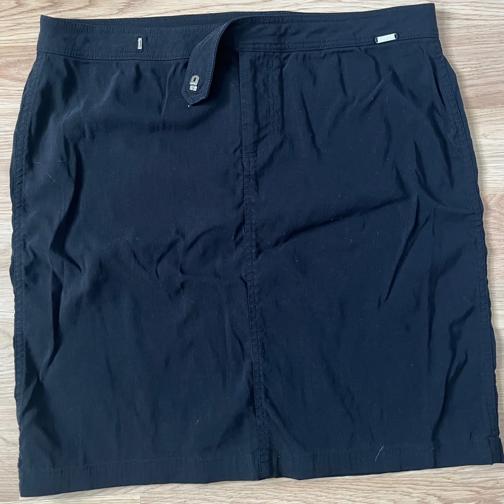GUESS short pencil skirt